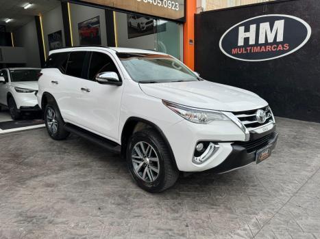 TOYOTA Hilux SW4 2.7 16V 4P FLEX SR 7 LUGARES AUTOMTICO, Foto 3