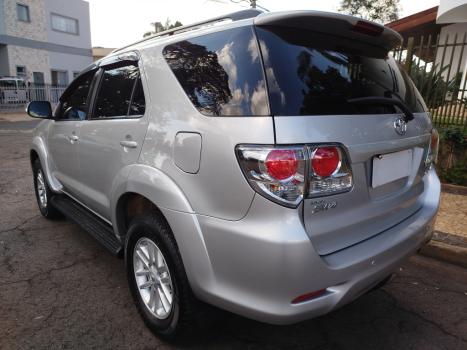 TOYOTA Hilux SW4 2.7 16V 4P SR FLEX AUTOMTICO, Foto 5