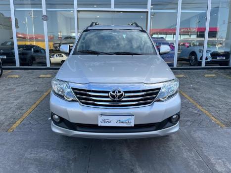 TOYOTA Hilux SW4 2.7 16V 4P SR AUTOMTICO, Foto 2