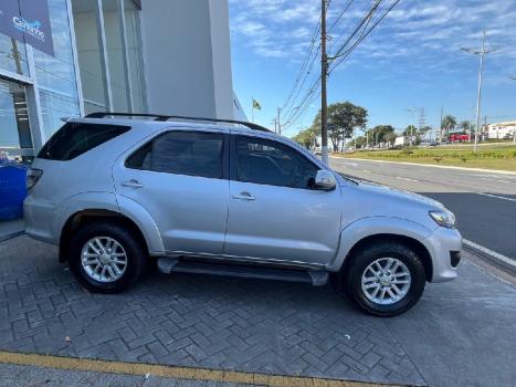 TOYOTA Hilux SW4 2.7 16V 4P SR AUTOMTICO, Foto 4