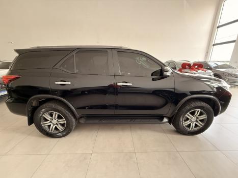 TOYOTA Hilux SW4 2.7 16V 4P FLEX SRV 7 LUGARES AUTOMTICO, Foto 14