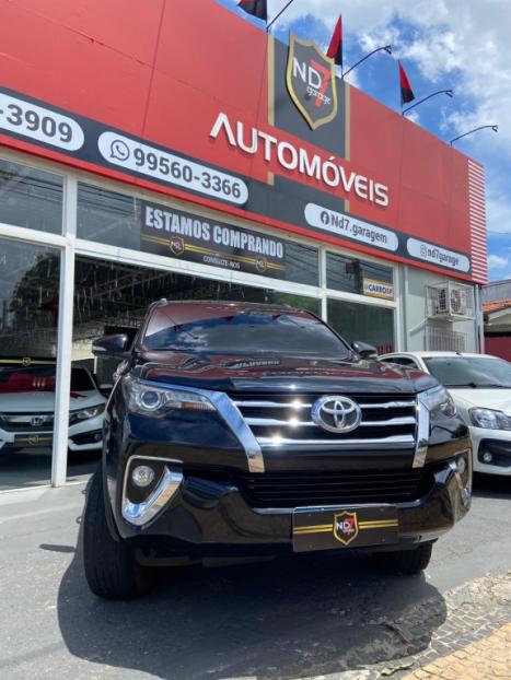 TOYOTA Hilux SW4 2.8 4P SRX 4X4 TURBO DIESEL AUTOMTICO, Foto 3