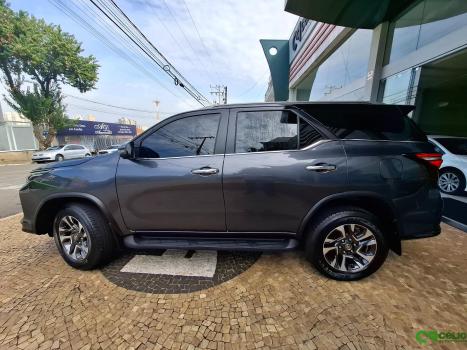 TOYOTA Hilux SW4 2.8 16V 4P SRX 4X4 7 LUGARES TURBO DIESEL AUTOMTICO, Foto 15