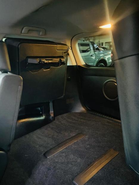TOYOTA Hilux SW4 2.8 16V 4P SRX PLATINUM 4X4 7 LUGARES TURBO DIESEL AUTOMTICO, Foto 17