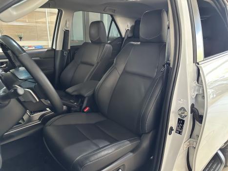 TOYOTA Hilux SW4 2.8 16V 4P SRX PLATINUM 4X4 7 LUGARES TURBO DIESEL AUTOMTICO, Foto 24