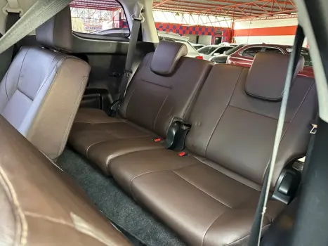 TOYOTA Hilux SW4 2.8 16V 4P SRX 4X4 7 LUGARES TURBO DIESEL AUTOMTICO, Foto 14