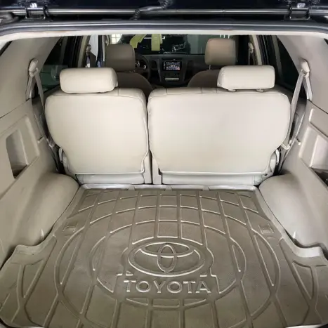 TOYOTA Hilux SW4 3.0 16V 4P SRV 4X4 TURBO DIESEL AUTOMTICO, Foto 13