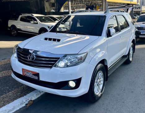 TOYOTA Hilux SW4 3.0 16V 4P SRV 4X4 7 LUGARES TURBO DIESEL AUTOMTICO, Foto 9