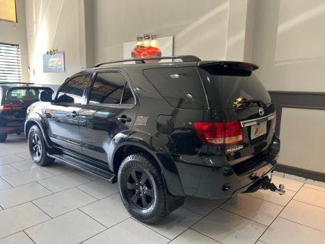 TOYOTA Hilux SW4 3.0 16V 4P 4X4 SRV TURBO DIESEL, Foto 4