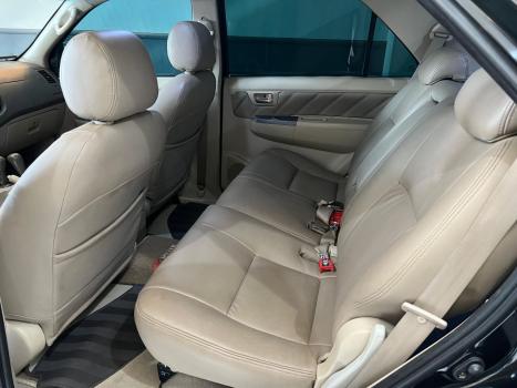 TOYOTA Hilux SW4 3.0 16V 4P 4X4 SRV TURBO DIESEL, Foto 7