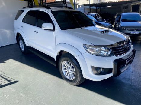 TOYOTA Hilux SW4 3.0 16V 4P SRV 4X4 TURBO DIESEL AUTOMTICO, Foto 6