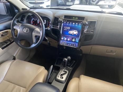 TOYOTA Hilux SW4 3.0 16V 4P SRV 4X4 TURBO DIESEL AUTOMTICO, Foto 11