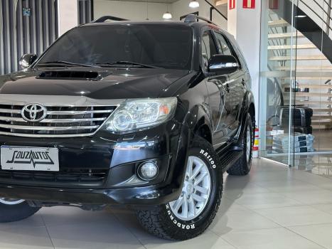 TOYOTA Hilux SW4 3.0 16V 4P SRV 4X4 TURBO DIESEL AUTOMTICO, Foto 8