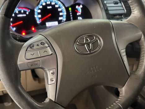 TOYOTA Hilux SW4 3.0 16V 4P SRV 4X4 TURBO DIESEL AUTOMTICO, Foto 13