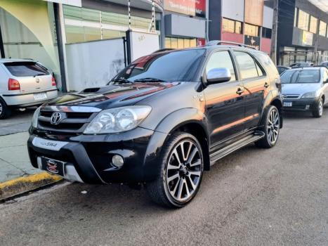 TOYOTA Hilux SW4 3.0 16V 4P SRV 4X4 TURBO DIESEL AUTOMTICO, Foto 4