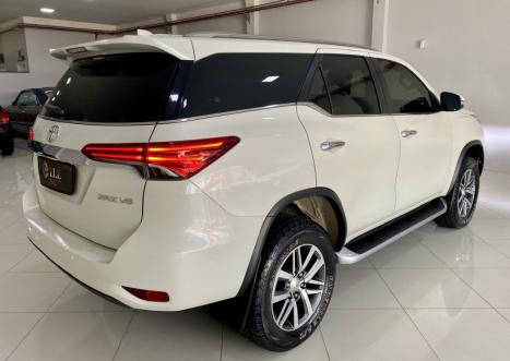 TOYOTA Hilux SW4 4.0 V6 24V 4P AUTOMTICO, Foto 2