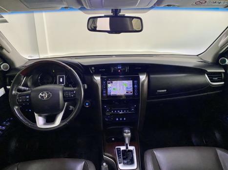 TOYOTA Hilux SW4 4.0 V6 24V 4P AUTOMTICO, Foto 11