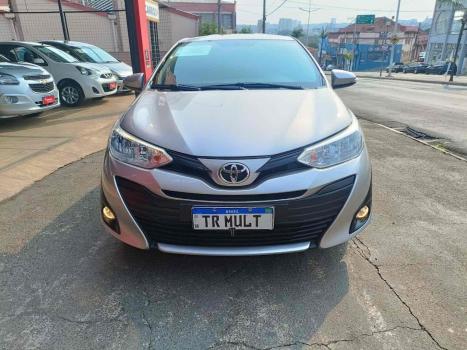 TOYOTA Yaris Hatch 1.5 16V 4P FLEX XL MULTIDRIVE AUTOMTICO CVT, Foto 4