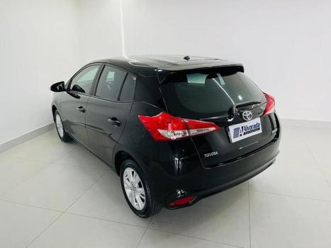 TOYOTA Yaris Hatch 1.3 16V 4P FLEX XL MULTIDRIVE AUTOMTICO CVT, Foto 14