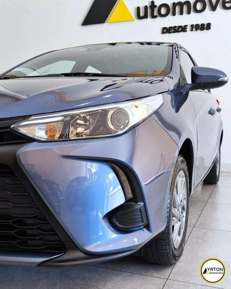 TOYOTA Yaris Hatch 1.5 16V 4P FLEX XS MULTIDRIVE AUTOMTICO CVT, Foto 5