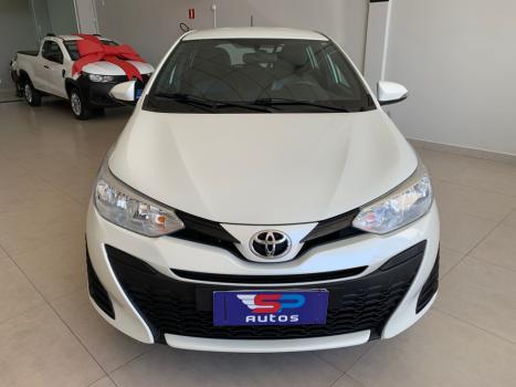 TOYOTA Yaris Hatch 1.5 16V 4P FLEX XL PLUS CONNECT MULTIDRIVE AUTOMÁTICO CVT, Foto 2