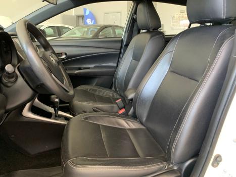 TOYOTA Yaris Hatch 1.5 16V 4P FLEX XL PLUS CONNECT MULTIDRIVE AUTOMÁTICO CVT, Foto 11