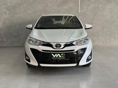 TOYOTA Yaris Hatch 1.5 16V 4P FLEX XS MULTIDRIVE AUTOMTICO CVT, Foto 2