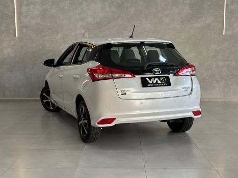 TOYOTA Yaris Hatch 1.5 16V 4P FLEX XS MULTIDRIVE AUTOMTICO CVT, Foto 13