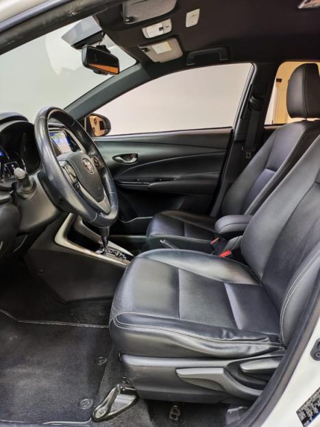 TOYOTA Yaris Hatch 1.5 16V 4P FLEX XS MULTIDRIVE AUTOMTICO CVT, Foto 6