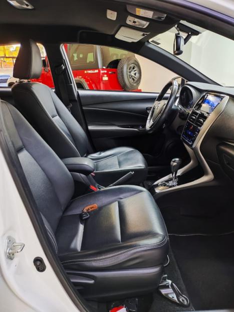 TOYOTA Yaris Hatch 1.5 16V 4P FLEX XS MULTIDRIVE AUTOMTICO CVT, Foto 7