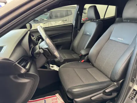 TOYOTA Yaris Hatch 1.5 16V 4P FLEX XS CONNECT MULTIDRIVE AUTOMTICO CVT, Foto 8