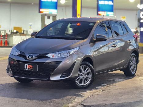 TOYOTA Yaris Hatch 1.5 16V 4P FLEX XL PLUS CONNECT MULTIDRIVE AUTOMTICO CVT, Foto 2