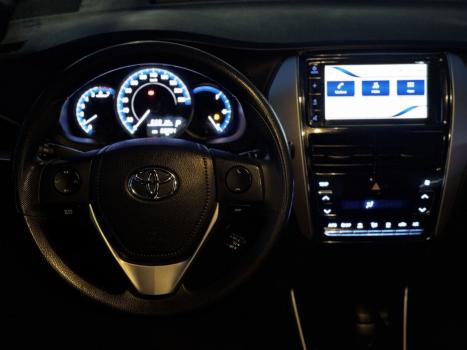 TOYOTA Yaris Hatch 1.5 16V 4P FLEX XL PLUS CONNECT MULTIDRIVE AUTOMTICO CVT, Foto 8
