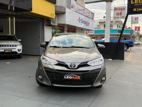 TOYOTA Yaris Hatch 1.3 16V 4P FLEX XL MULTIDRIVE AUTOMTICO CVT, Foto 2