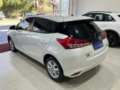 TOYOTA Yaris Hatch 1.3 16V 4P FLEX XL MULTIDRIVE AUTOMTICO CVT, Foto 7