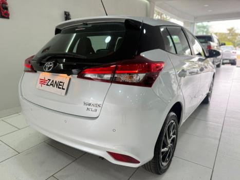 TOYOTA Yaris Hatch 1.5 16V 4P FLEX XLS MULTIDRIVE AUTOMTICO CVT, Foto 6