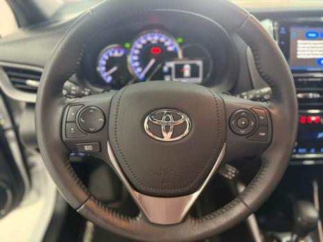 TOYOTA Yaris Hatch 1.5 16V 4P FLEX XLS MULTIDRIVE AUTOMTICO CVT, Foto 16