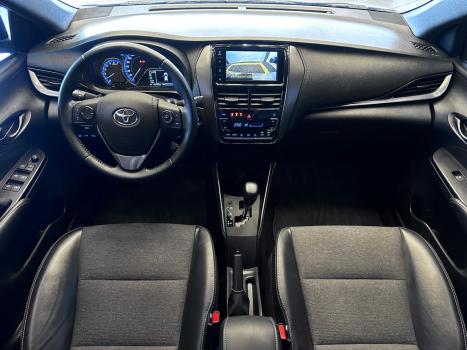 TOYOTA Yaris Hatch 1.5 16V 4P FLEX XS MULTIDRIVE AUTOMTICO CVT, Foto 9