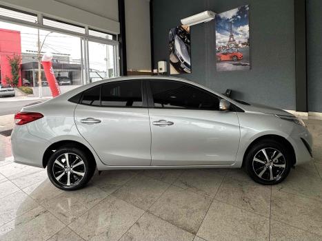 TOYOTA Yaris Hatch 1.5 16V 4P FLEX XL MULTIDRIVE AUTOMTICO CVT, Foto 3