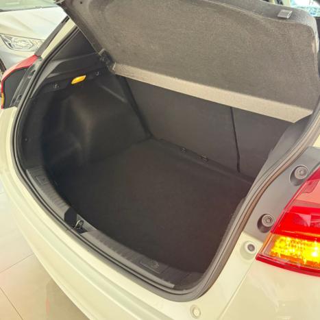 TOYOTA Yaris Hatch 1.5 16V 4P FLEX XLS MULTIDRIVE AUTOMTICO CVT, Foto 18