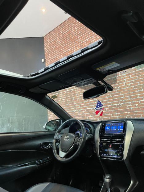 TOYOTA Yaris Hatch 1.5 16V 4P FLEX XLS CONNECT MULTIDRIVE AUTOMTICO CVT, Foto 9