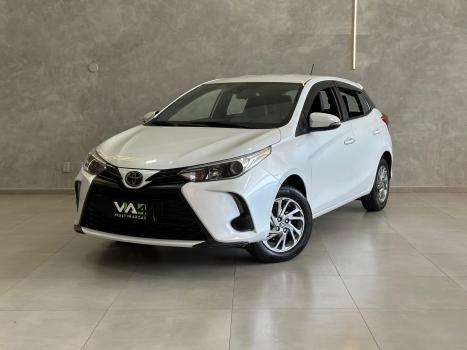 TOYOTA Yaris Hatch 1.5 16V 4P FLEX XS MULTIDRIVE AUTOMTICO CVT, Foto 3