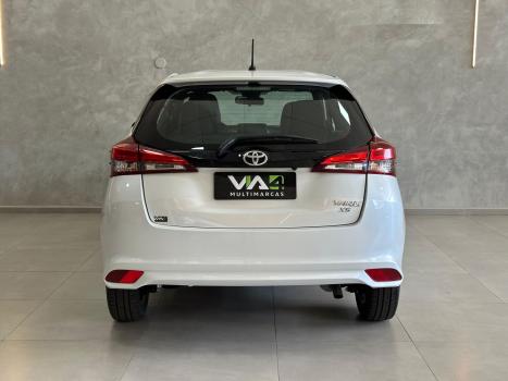 TOYOTA Yaris Hatch 1.5 16V 4P FLEX XS MULTIDRIVE AUTOMTICO CVT, Foto 13