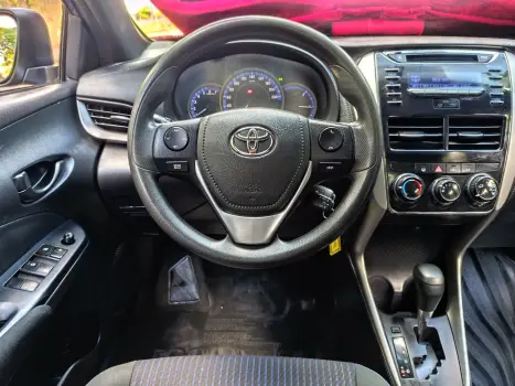 TOYOTA Yaris Hatch , Foto 6