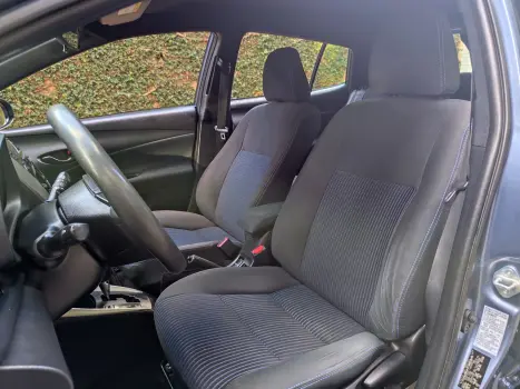 TOYOTA Yaris Hatch , Foto 15