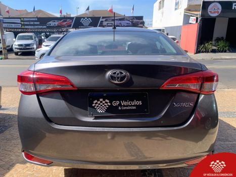 TOYOTA Yaris Hatch , Foto 5