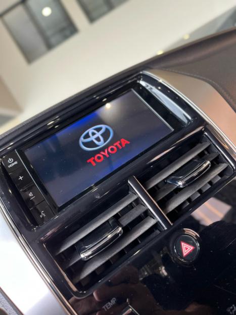 TOYOTA Yaris Sedan 1.5 16V 4P FLEX PLUS MULTIDRIVE AUTOMTICO CVT, Foto 8