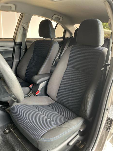 TOYOTA Yaris Sedan 1.5 16V 4P FLEX PLUS MULTIDRIVE AUTOMTICO CVT, Foto 9