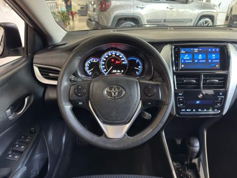 TOYOTA Yaris Sedan 1.5 16V 4P FLEX XL PLUS TECH MULTIDRIVE AUTOMTICO CVT, Foto 8