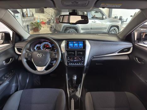 TOYOTA Yaris Sedan 1.5 16V 4P FLEX XL PLUS TECH MULTIDRIVE AUTOMTICO CVT, Foto 9